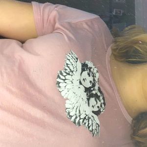 pink angle graphic shirt🤎brand new